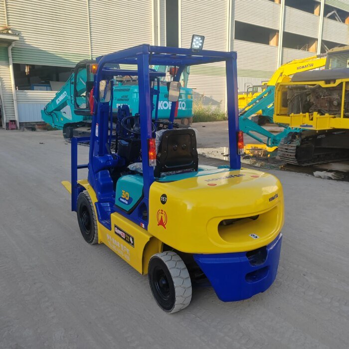 KOMATSU 30 Forklift 3 Ton Center Cylinder Lateral Shift Used Japan - Image 6