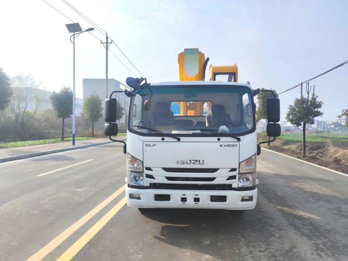 ISUZU 30m Straight-arm Telescopic Aerial Work Platform - Image 6