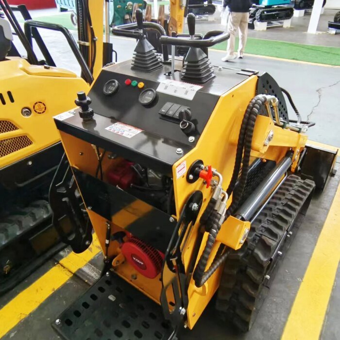 Chinese 4x4 Mini Skip Steer Loaders CE/EPA Engines - Image 2