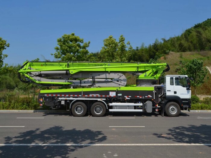 ZLJ5360THBJF 52m 6RZ Concrete Pump Truck 170m3/h - Image 6