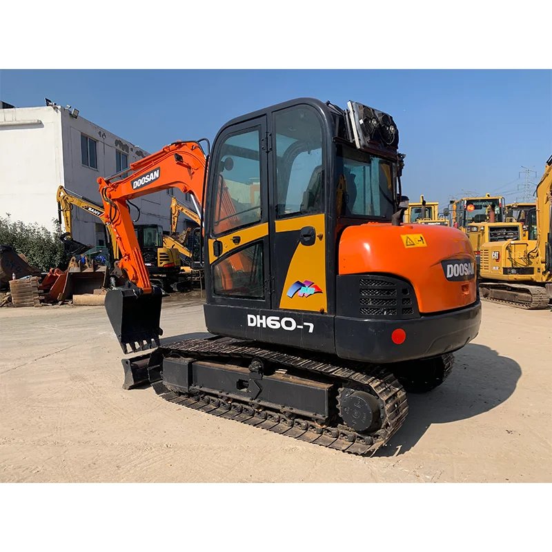 Used DOOSAN DH60 6 Ton Crawler Excavator 2021