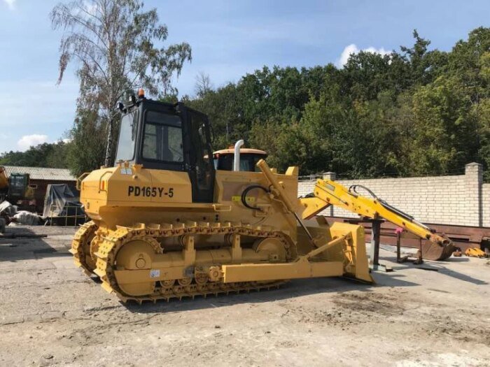 PD165Y China Top Brand Crawler Hydraulic Diesel Bulldozer - Image 3