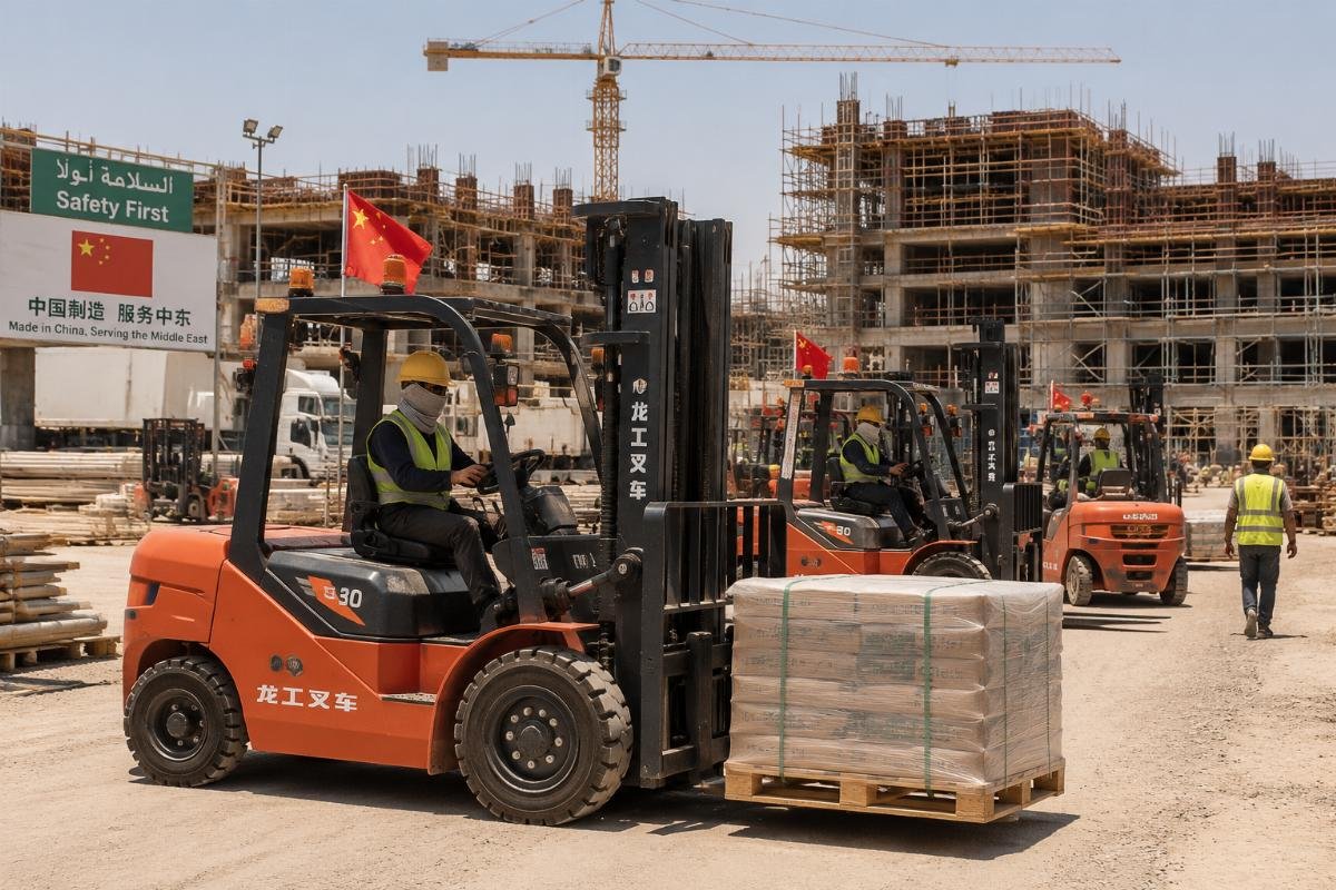 Fleet of 3-10 ton diesel forklifts operating at a Middle East construction site